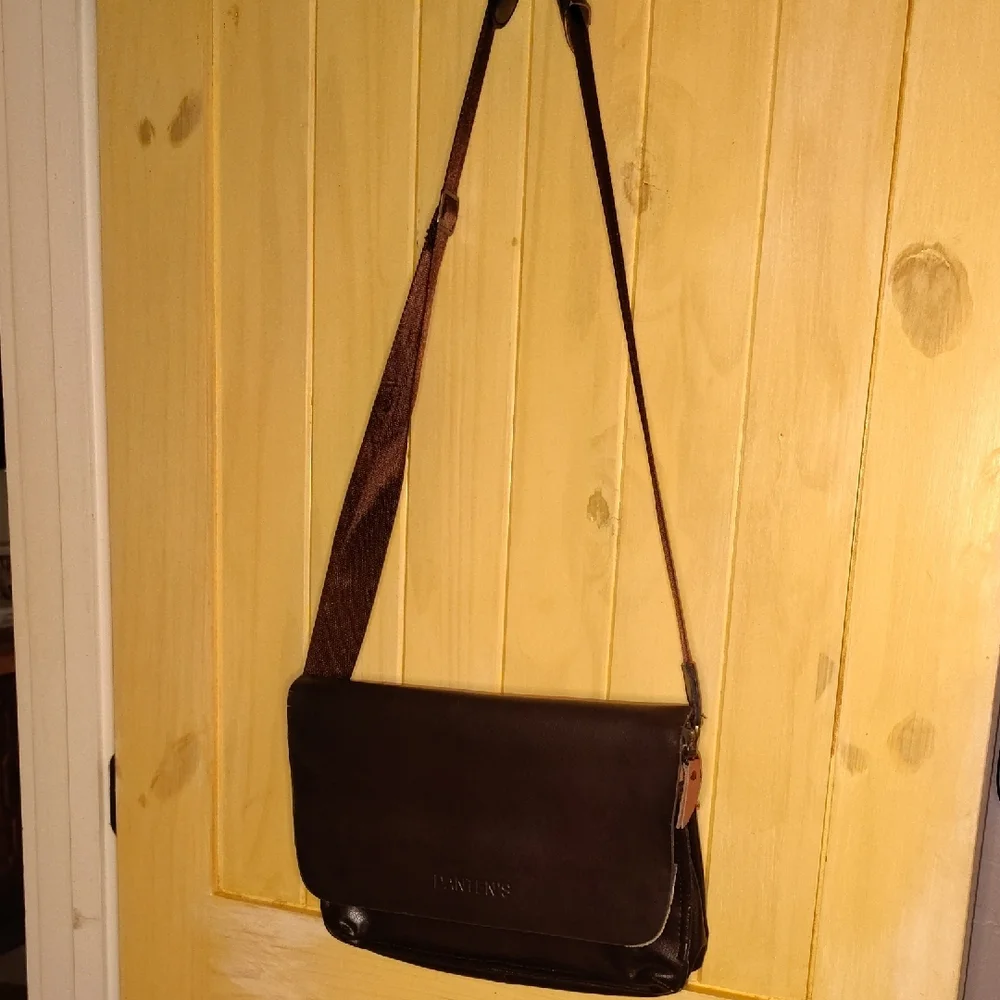 Brown Leather Messenger Bag By Danten's Peigrid